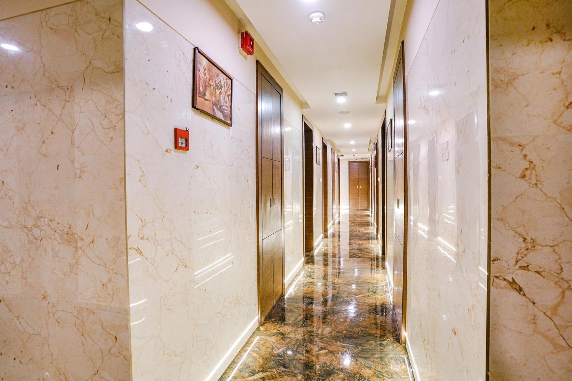Fabhotel Vertigo Suites - Nr Bkc Bombay Exterior foto